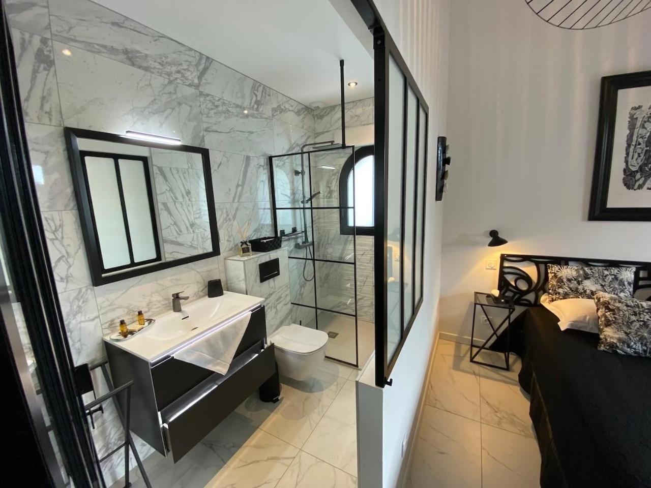 Hotel Particulier - Les Lodges Du Bassin D'Arcachon- Petit-Dejeuner Sur Demande- Prestations Haut De Gamme 구장메스트라 외부 사진